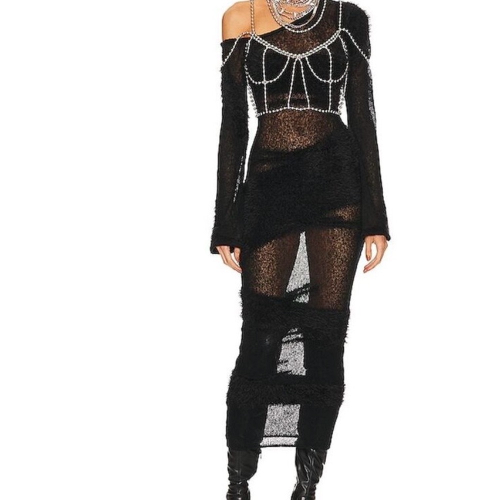 I’m looking for this dress XS black  / not for sale